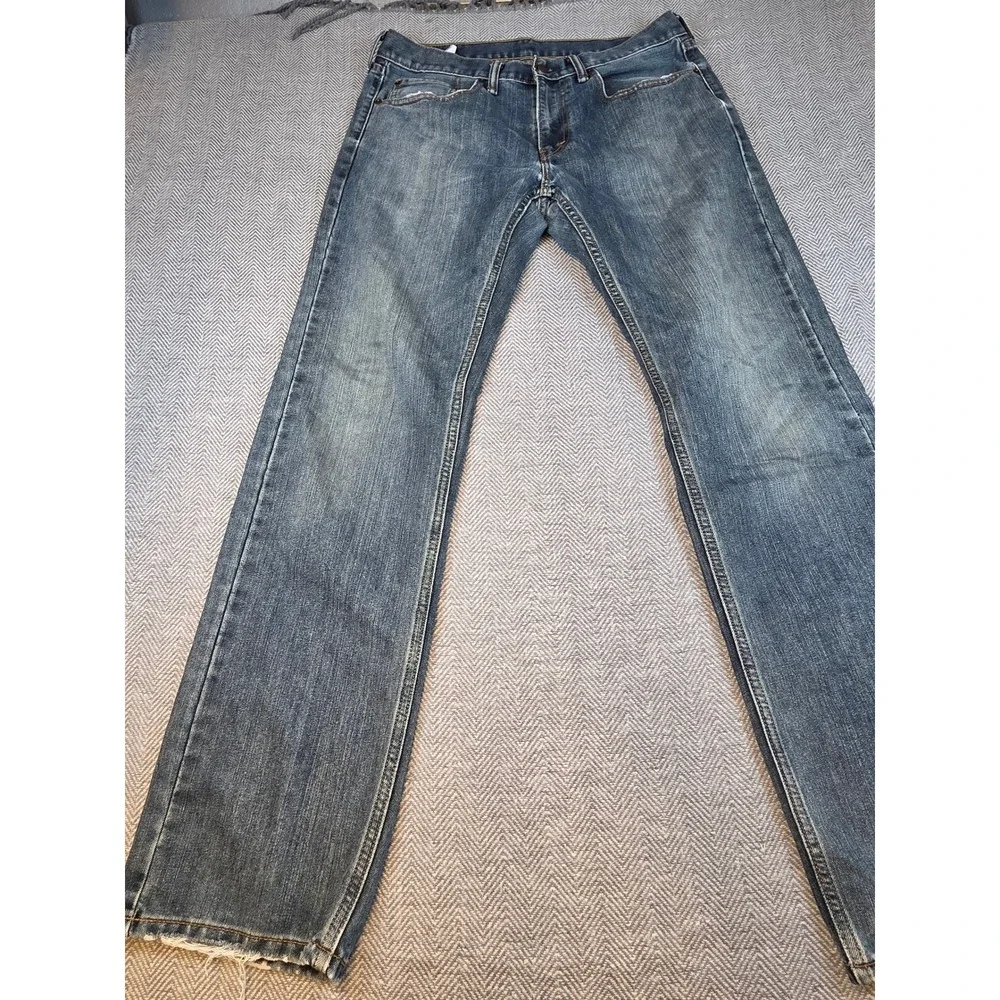 Levis 559 Relaxed Straight Jeans Mens 33x34 Medium Wash Blue Distressed Thrashed